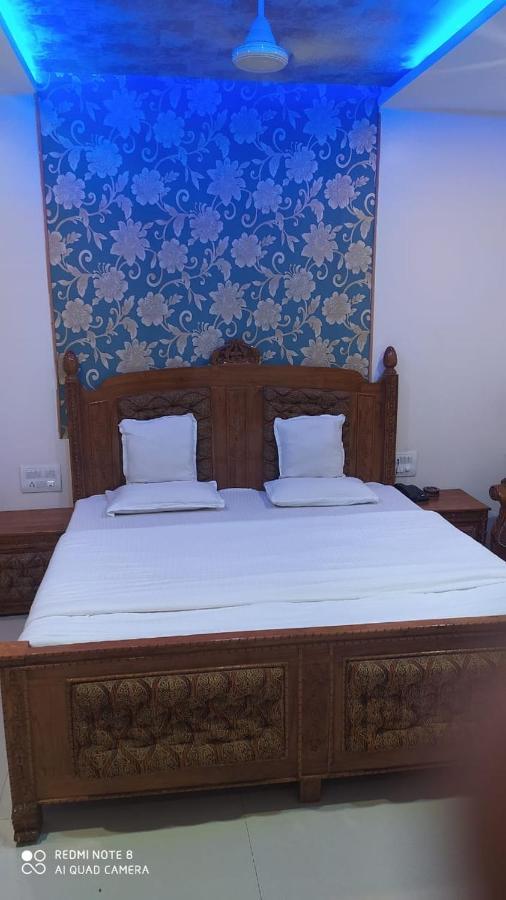 Hotel Shalimar Executive, Uran Islampur Peth  Eksteriør bilde