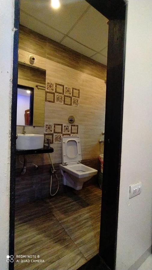 Hotel Shalimar Executive, Uran Islampur Peth  Eksteriør bilde